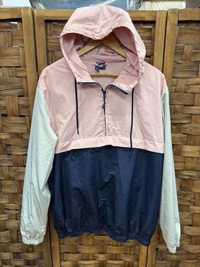 Divided Two-Tone Hooded Windbreaker in Blush and Navy